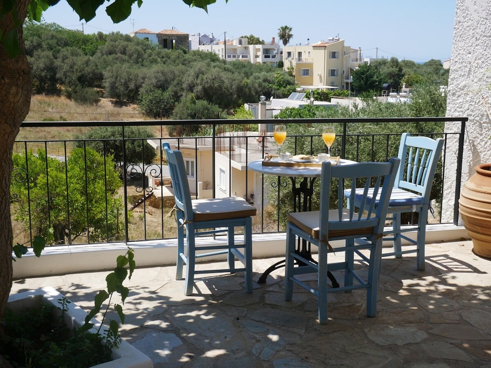 Christina s Villa With sea View