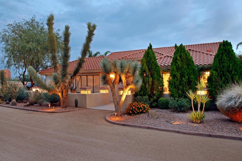 Desert Hills Paradise By Signature Vacation Rentals