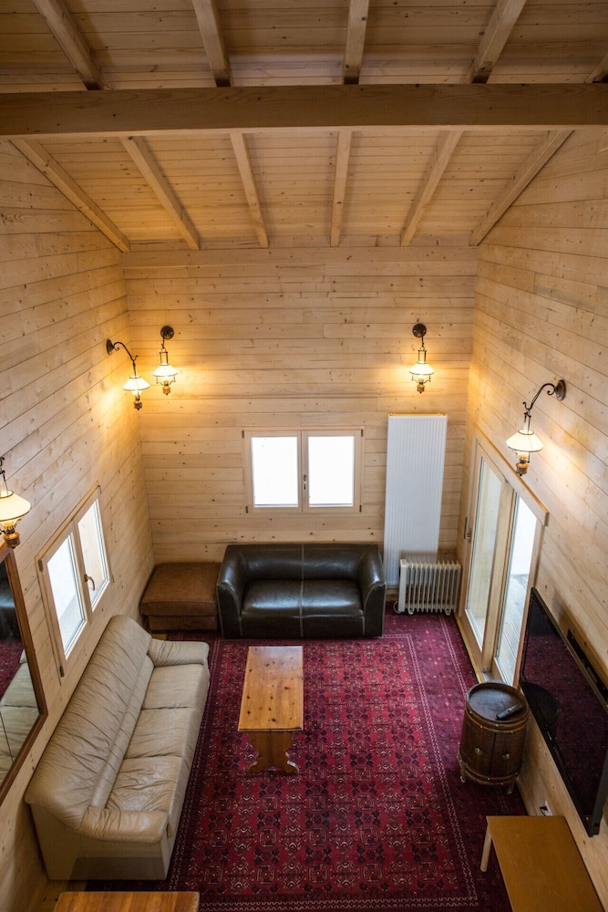 Chalet Rosaline 12 Person Beautiful Property