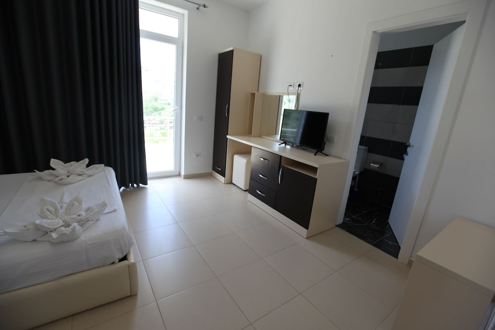 Zahos Hotel