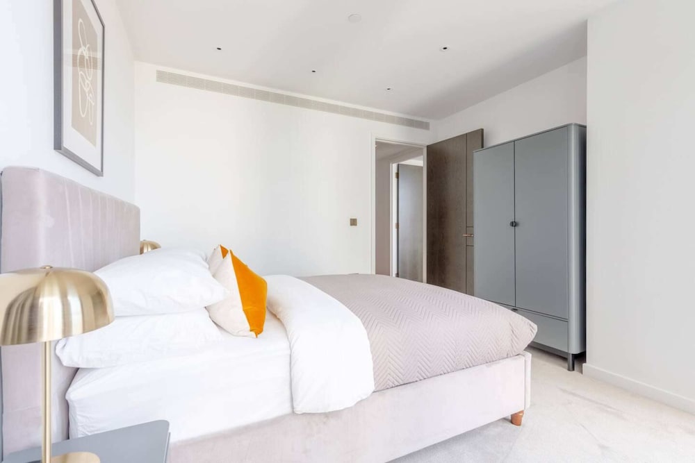 Luxurious 3BD Flat by the River Thames - Vauxhall