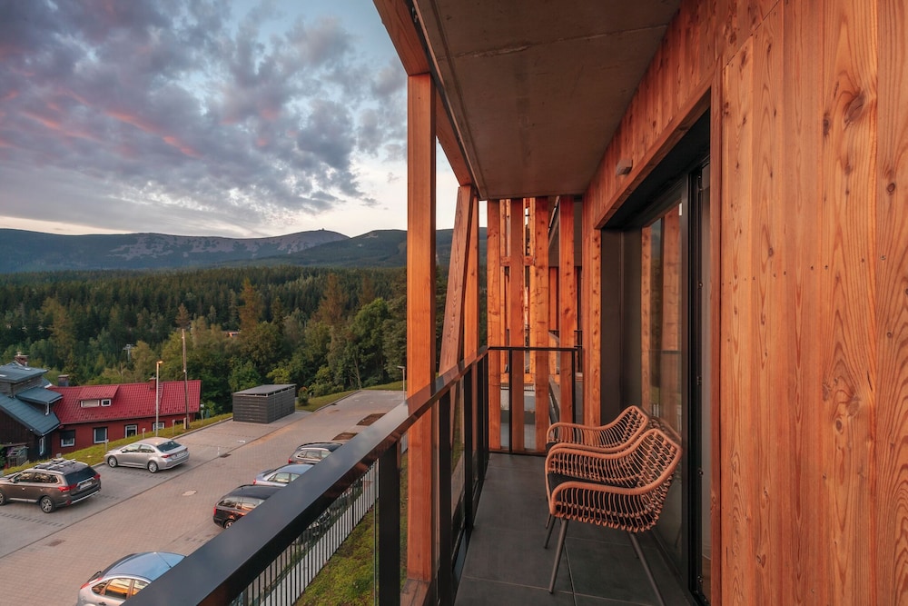 RentPlanet - Orlik Residence view 5
