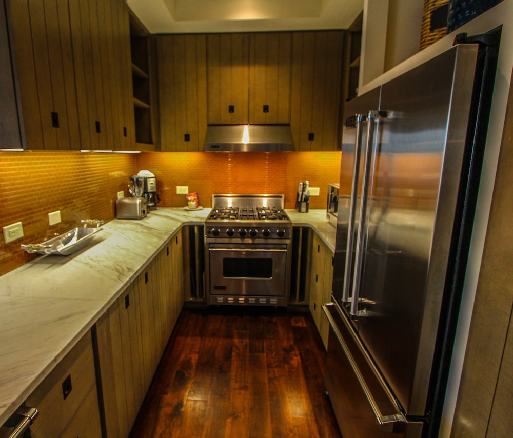 Rosemary Beach Rentals by Counts-Oakes