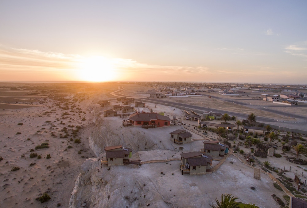 Desert Breeze Lodge