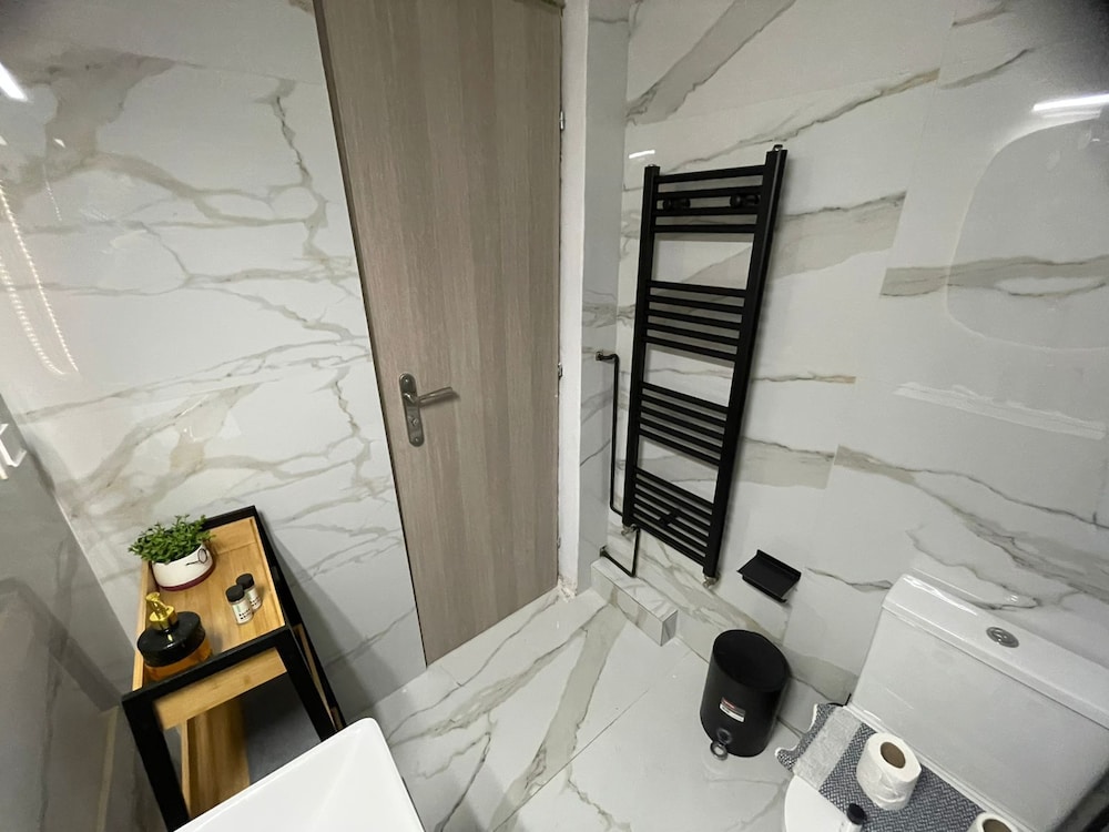 Minimal Central 2BR