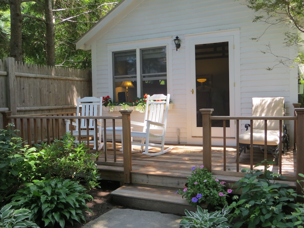 Atlantic Ark Inn - Property Image 10