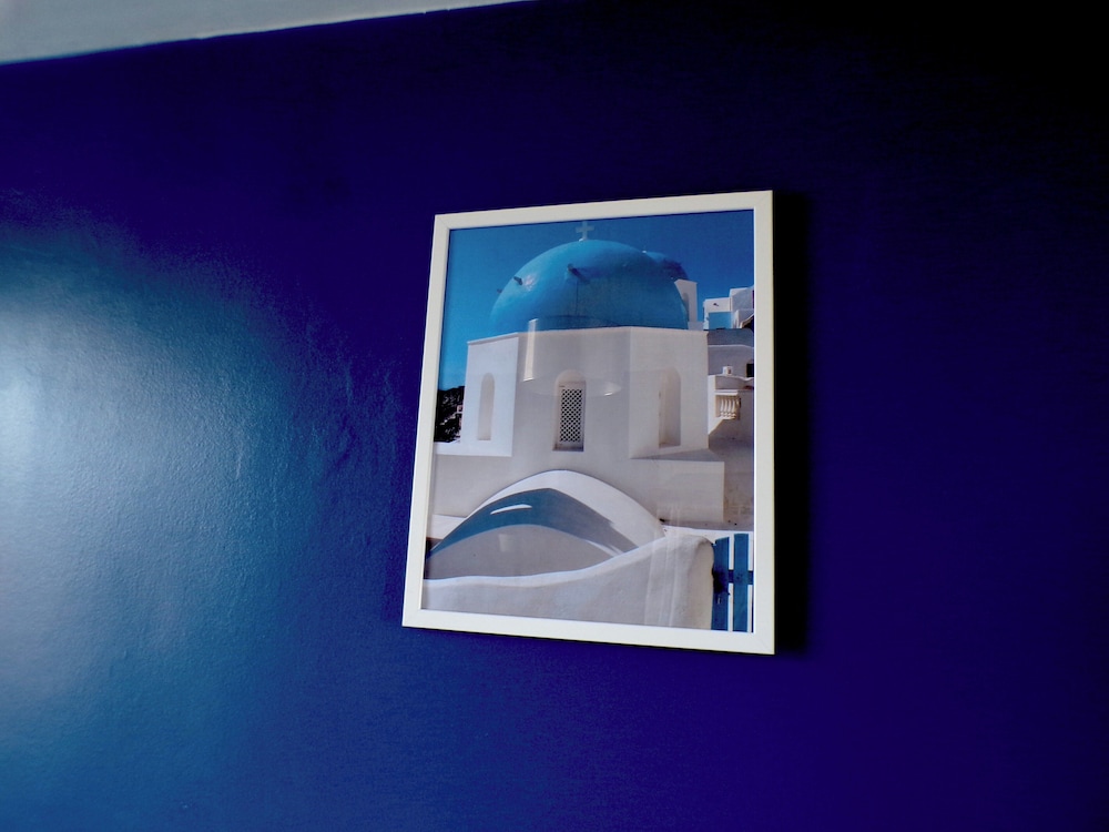 Santoriniapartmentwestkensingtonsleeps3-ensuite-ac