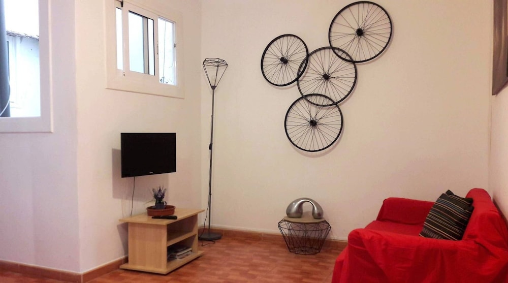 Comfortable Apt Born 41 photo 2