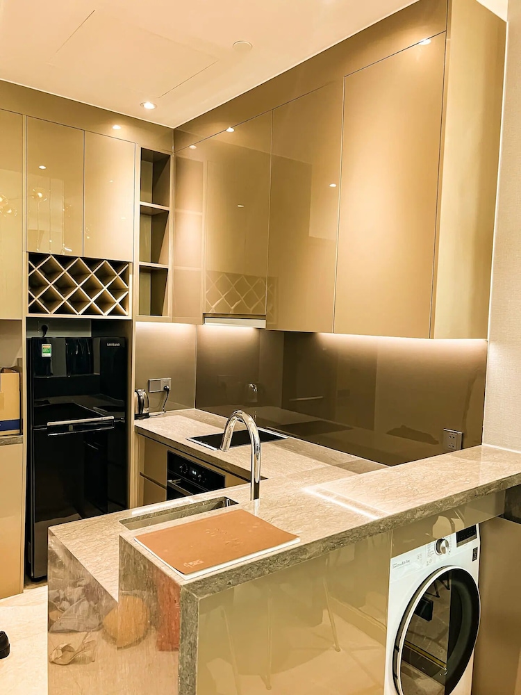 The MarQ Luxury Apartment Distrist 1