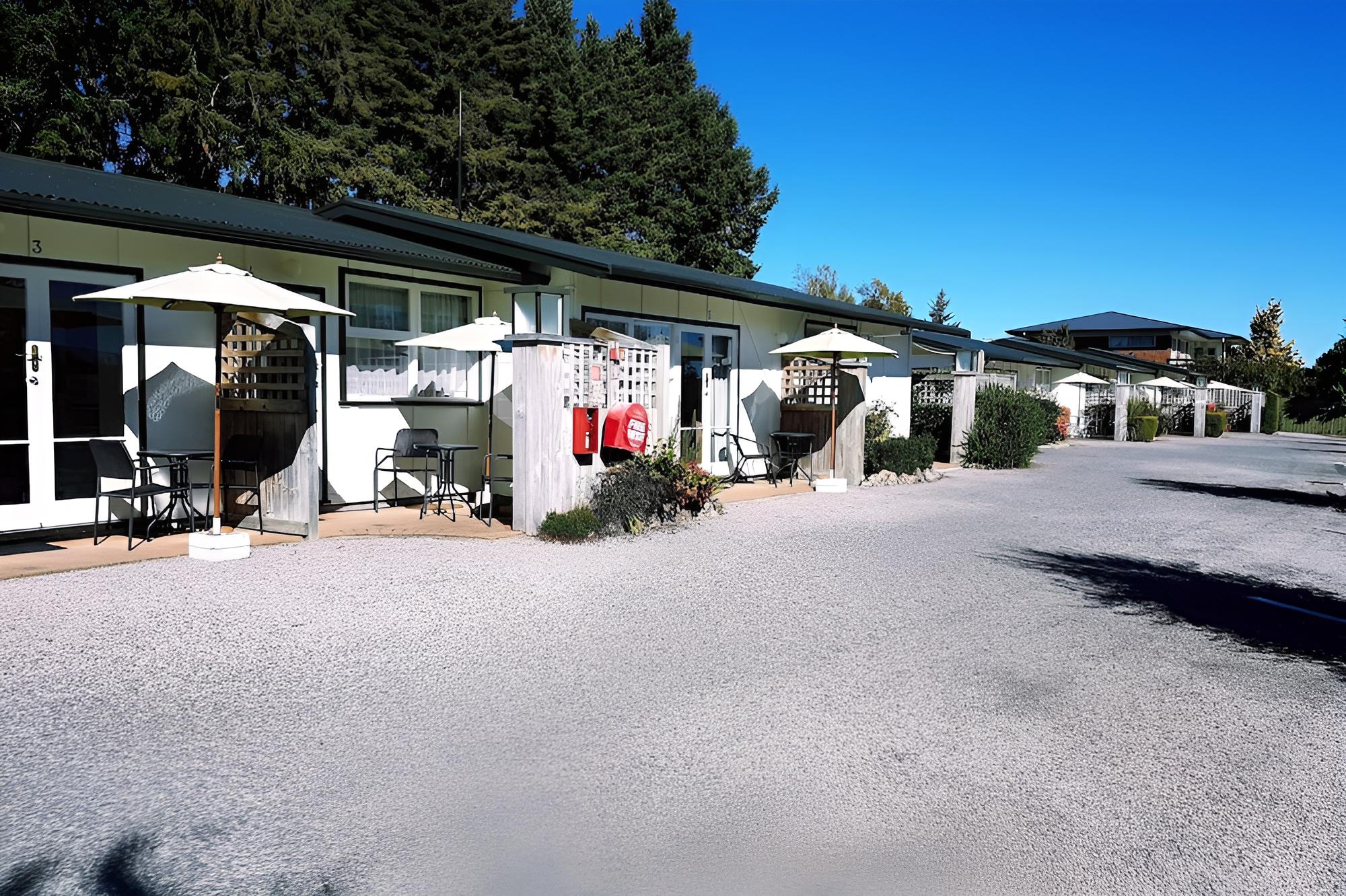 Rainbow Point Motel