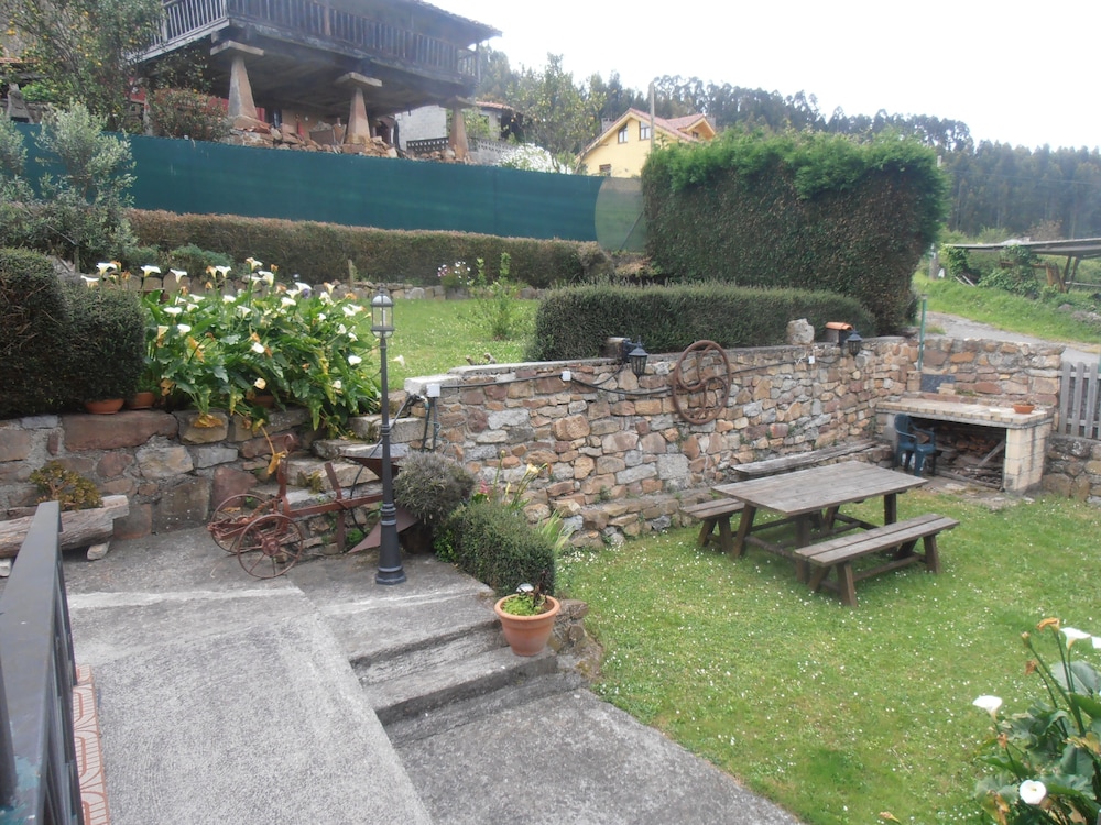 Photo 33
