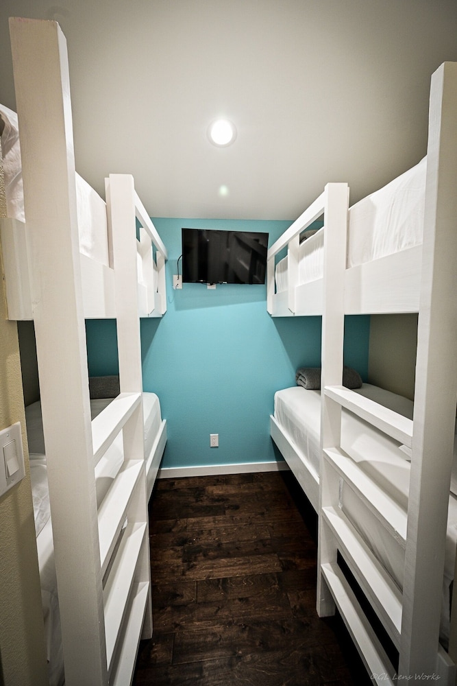 Rayburn Resorts