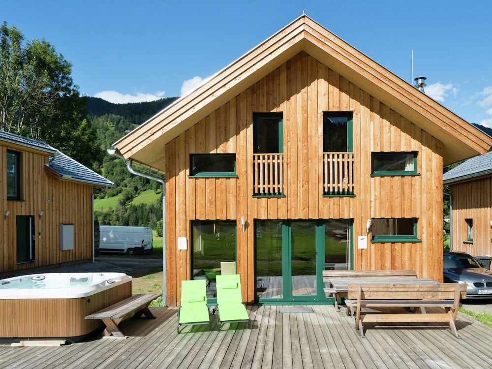 Pleasant Chalet With Whirlpool