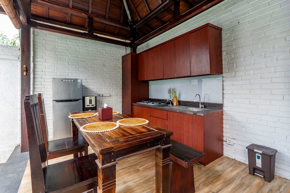 Sakya Villa