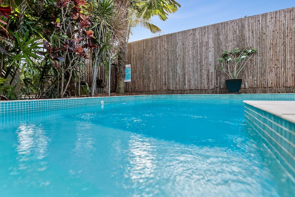 Modere - Pool Entertainer Child Pet