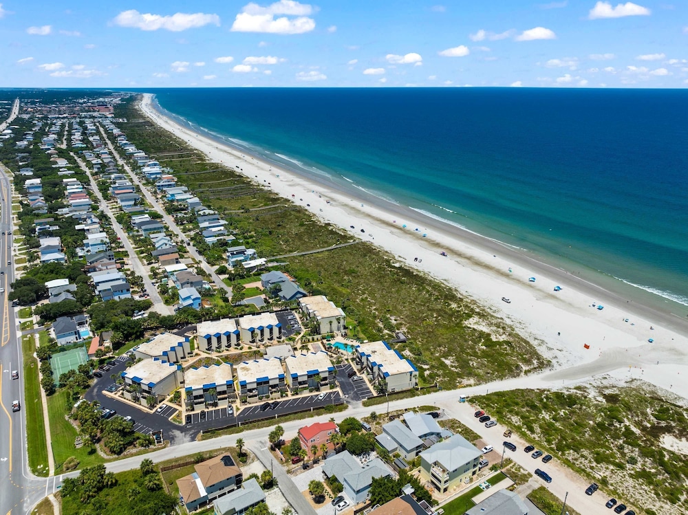 Direct Ocean View Steps to Beach Modern Updates