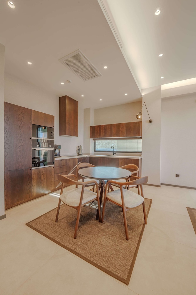 Silence Villas