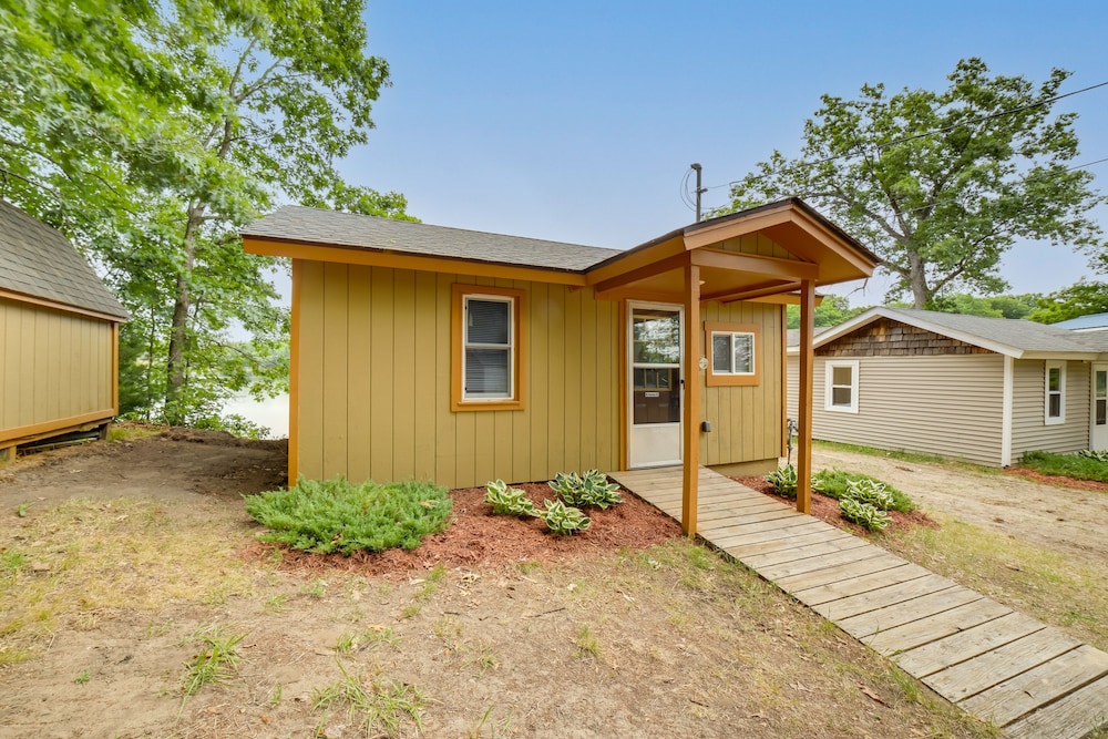 Orlando Vacations - Waterfront Lake Cabin: Close to Boating  Fishing! - Property Image 4