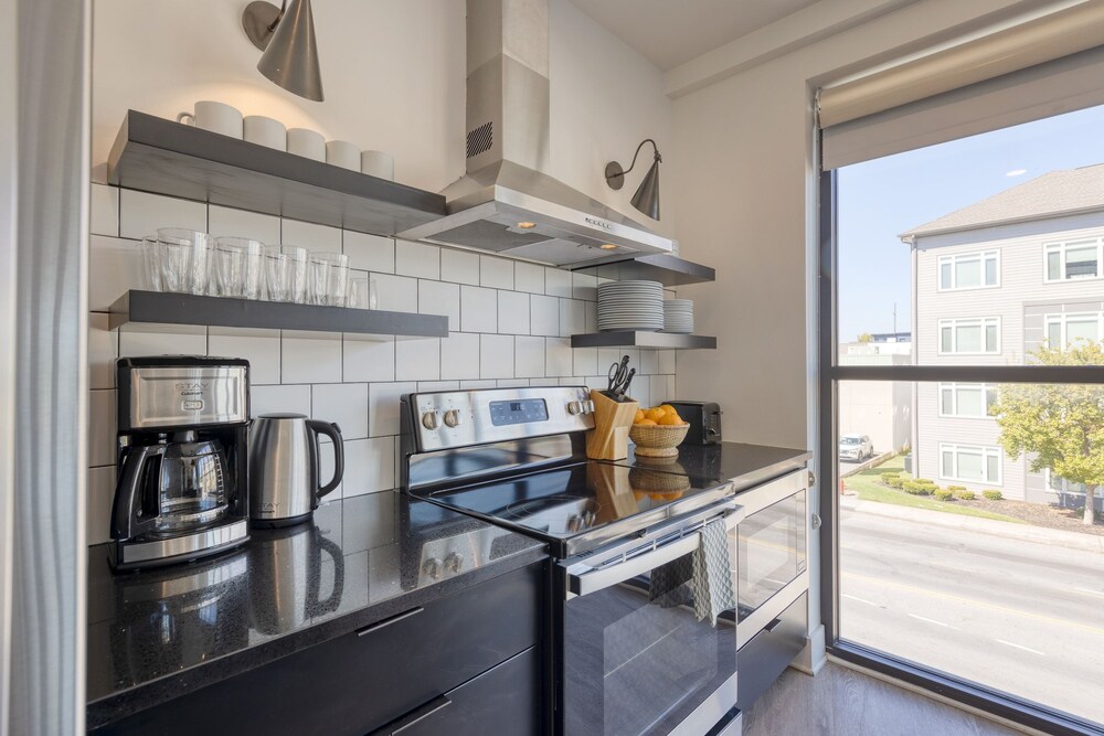 The Carter 301 by Avantstay 4BR Balcony