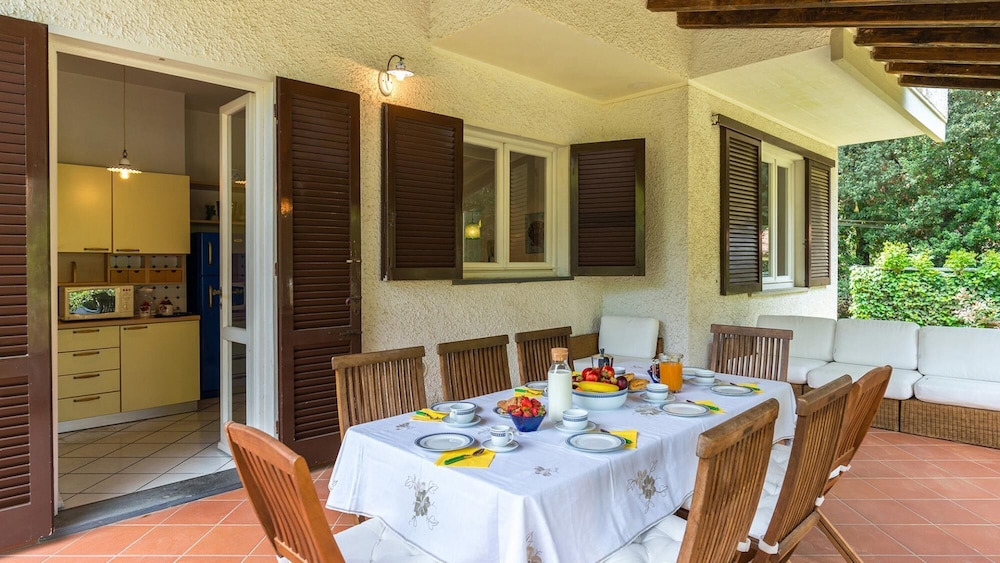 Villa La Meridiana 8 1 view 3