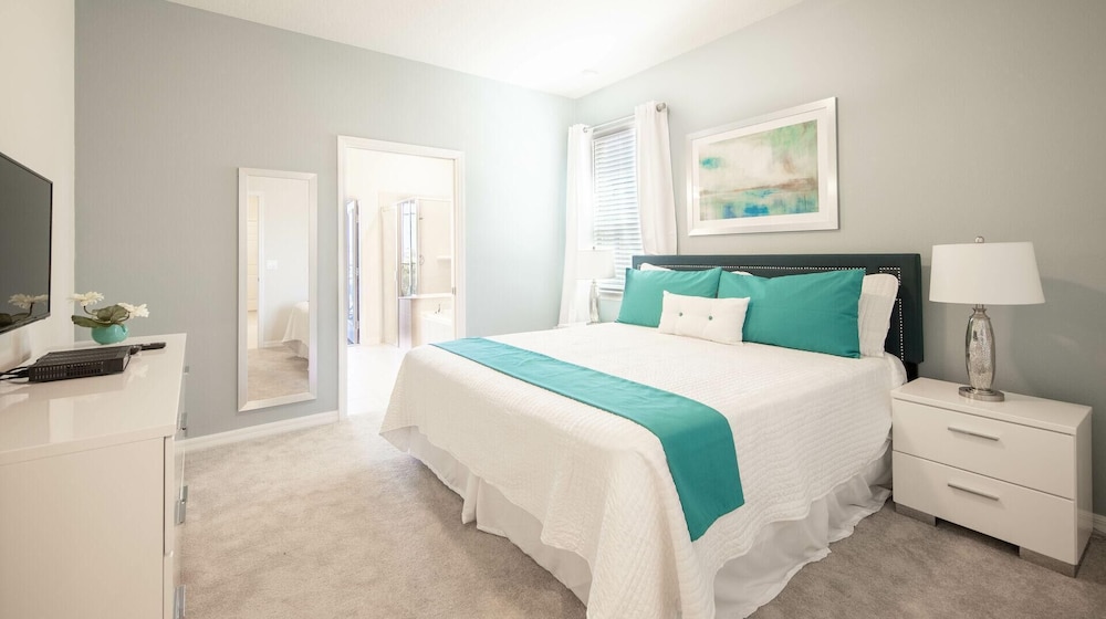 5537moc - Solterra Resort - Image 4