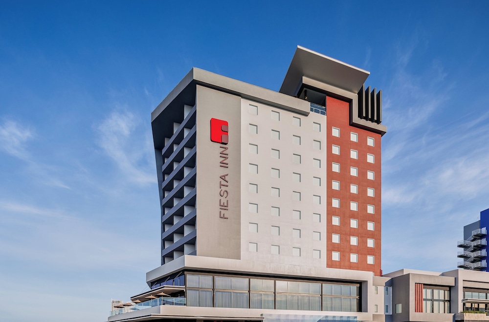 Hotel Fiesta Inn Mazatlán - Image 1