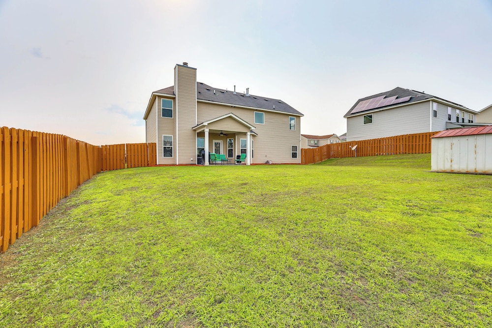 Spacious Family Home w/ Patio in Graniteville!