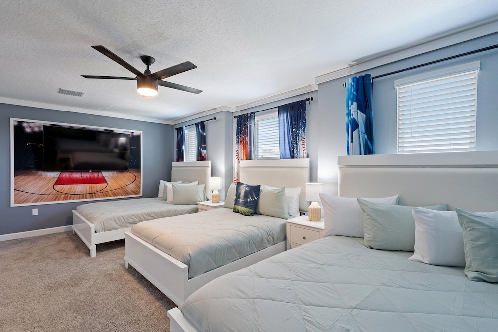 1194 Drop Lane