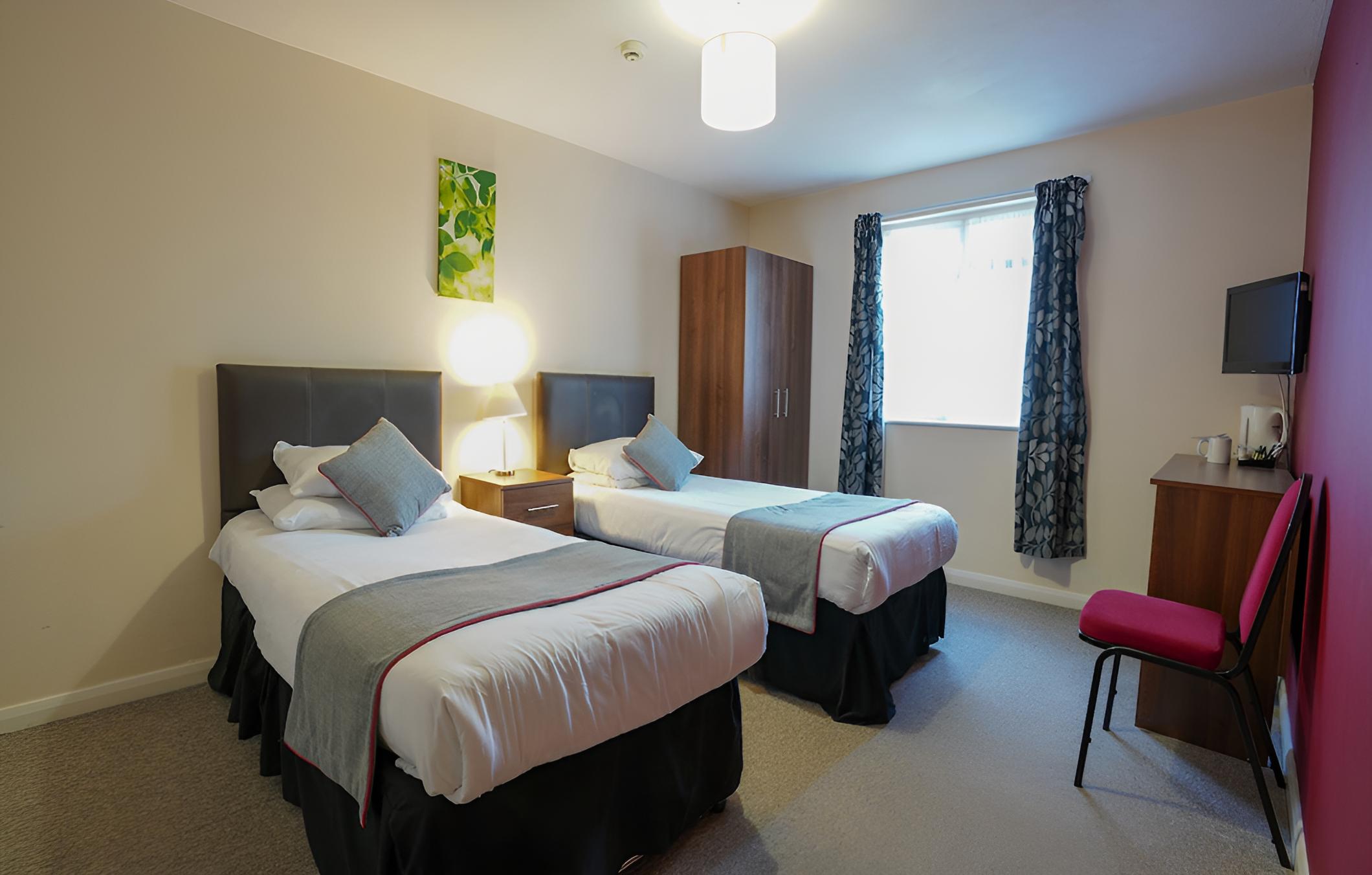 OYO Shanklin Beach Hotel