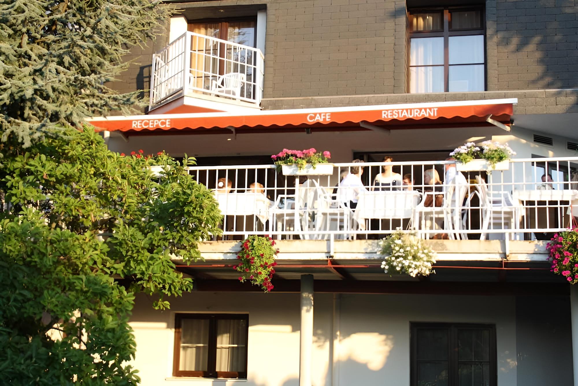 Hotel Monica