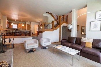 Ski-in Ski-out Townhome in Beaver Creek by RedAwning