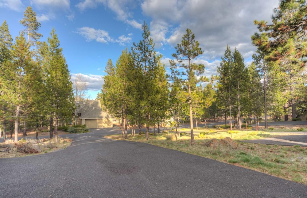 Vine Maple Lane 30