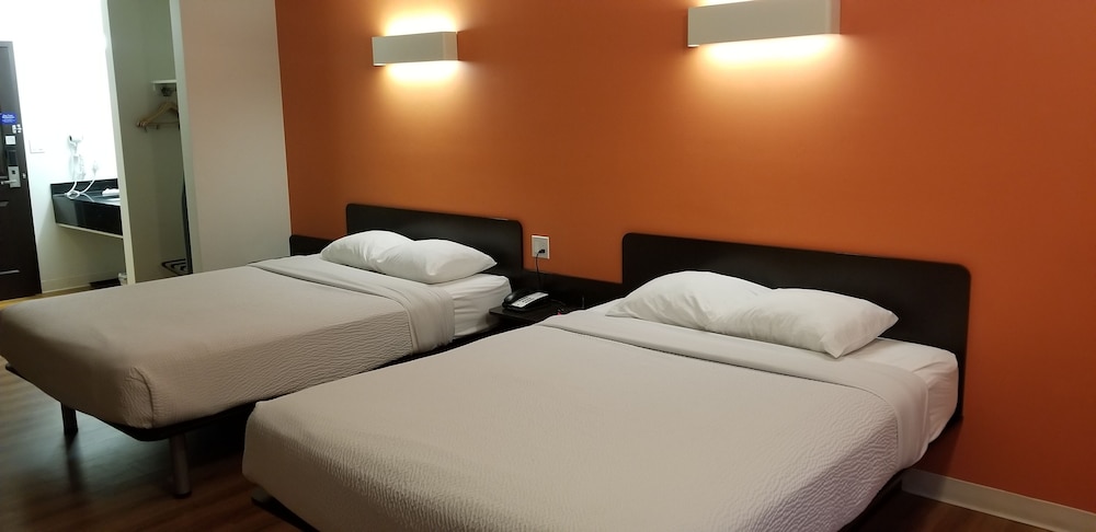 Joys Inn