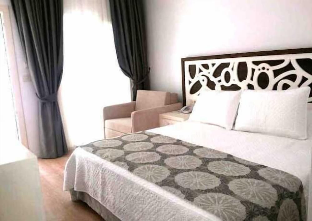 Meggs Bodrum Beach Otel - Image 5