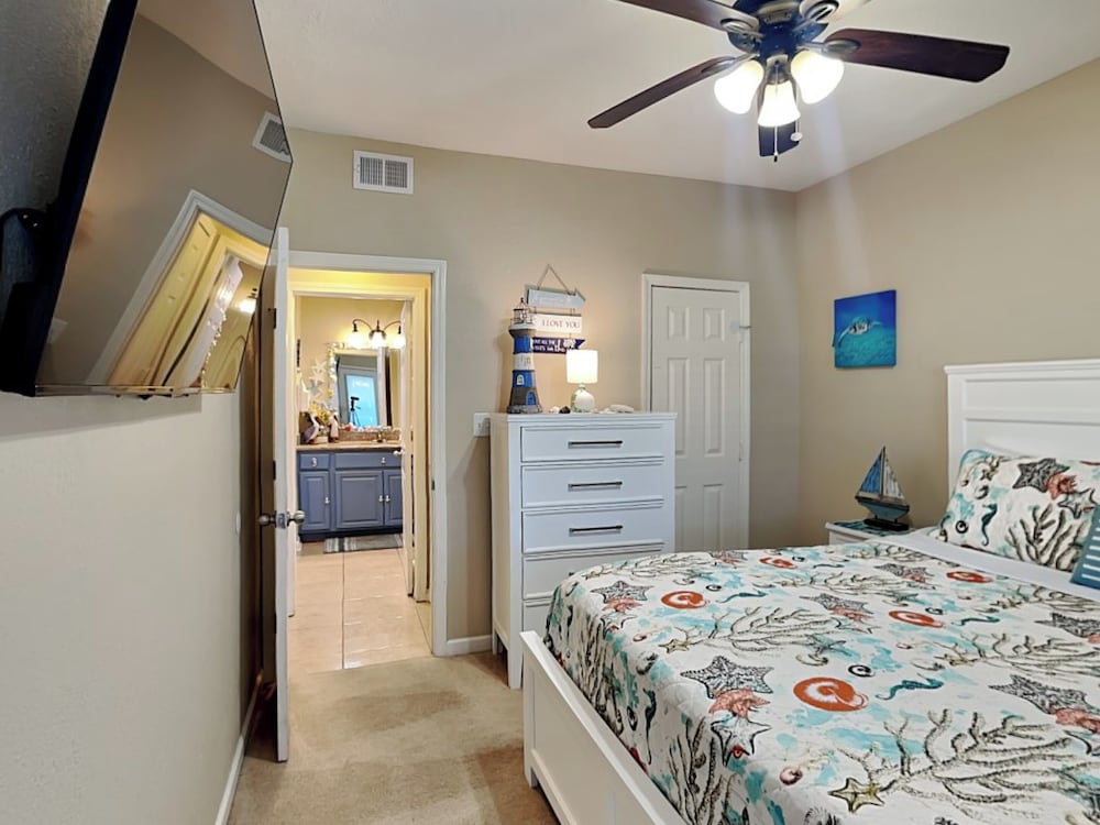 Harbor East Condominiums 414D by Ryson Vacation Rentals