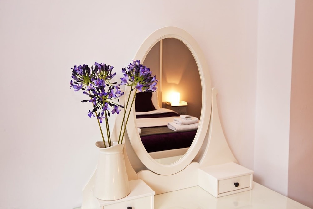 Sherborne Vacations - Printers Court 3 - Property Image 15