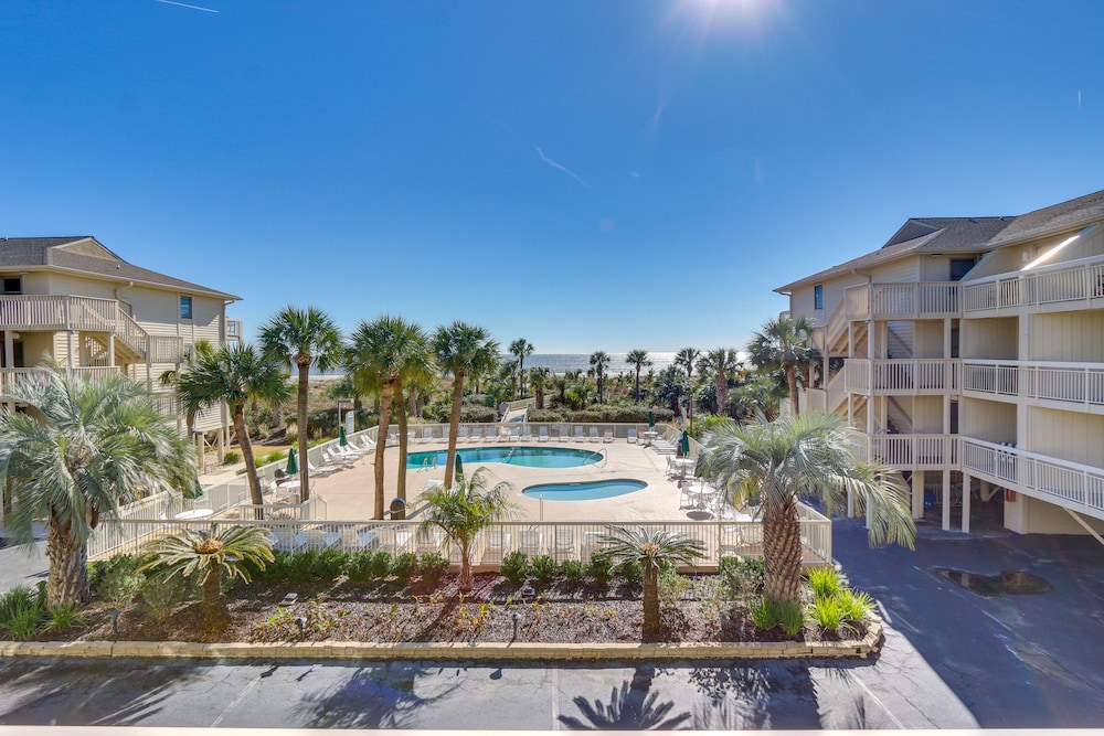 Oceanfront Hilton Head Island Condo w/ Pool Access view 3