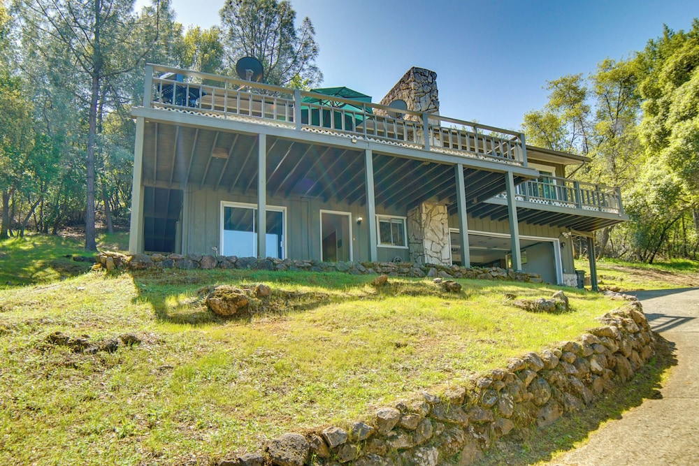 2 Mi to Clear Lake Access: Norcal Getaway