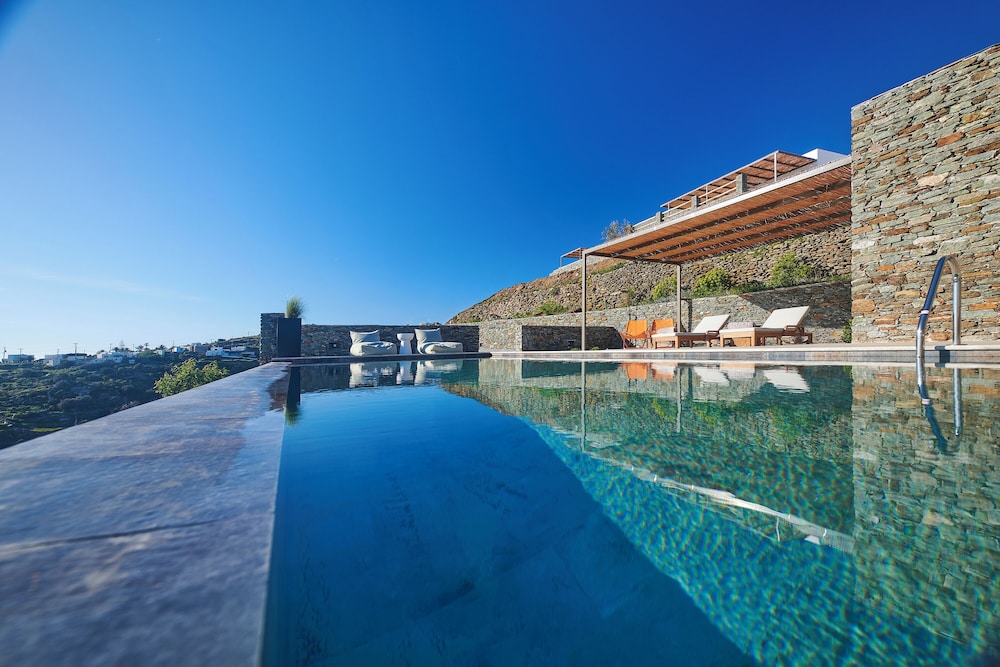 Mythic Villa
