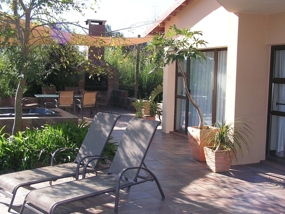 Ama Casa Cottages