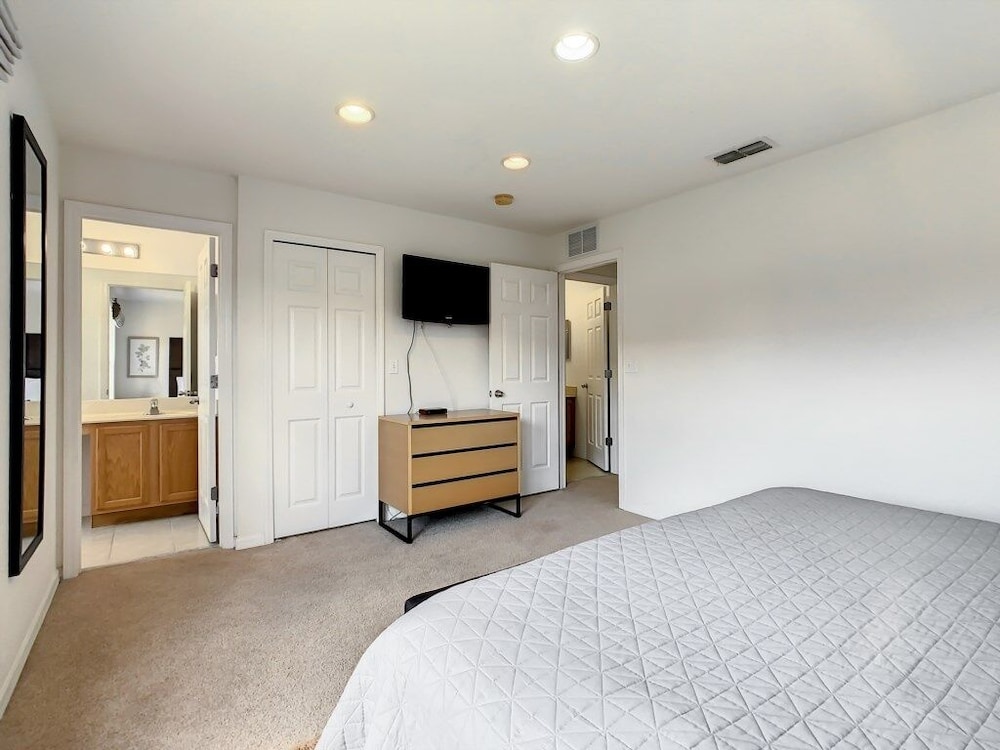 4br Home W Hottub In Regal Oaks Resort Near Disney 4 Bedroom Townhouse