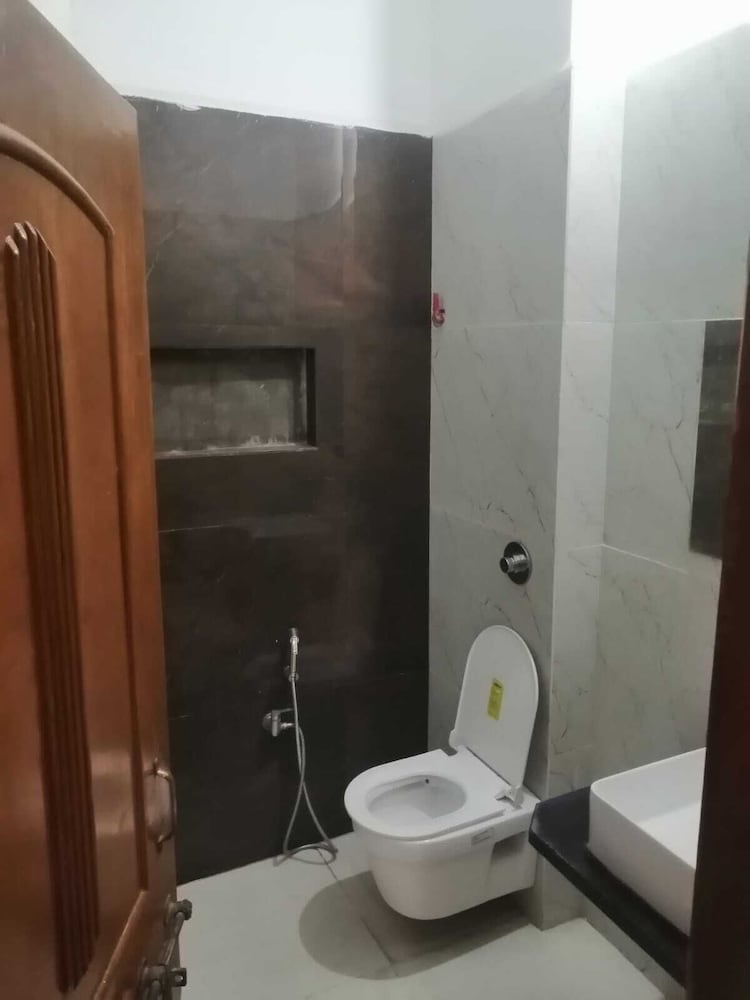 Hotel Pleasure