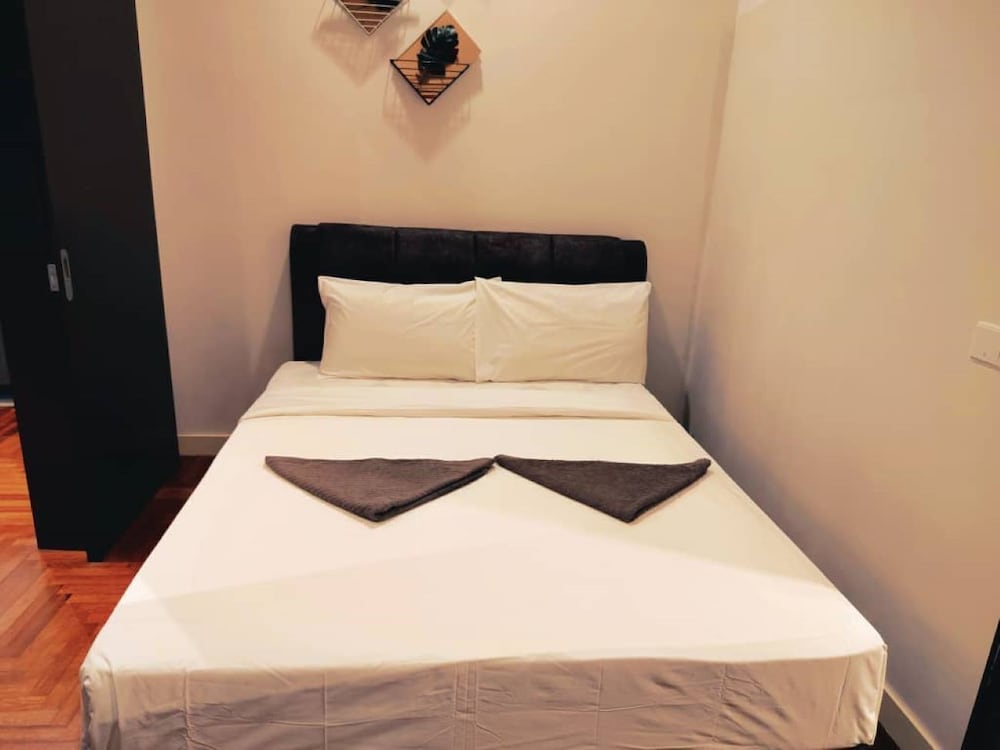 The Mews KLCC By Service Apartment