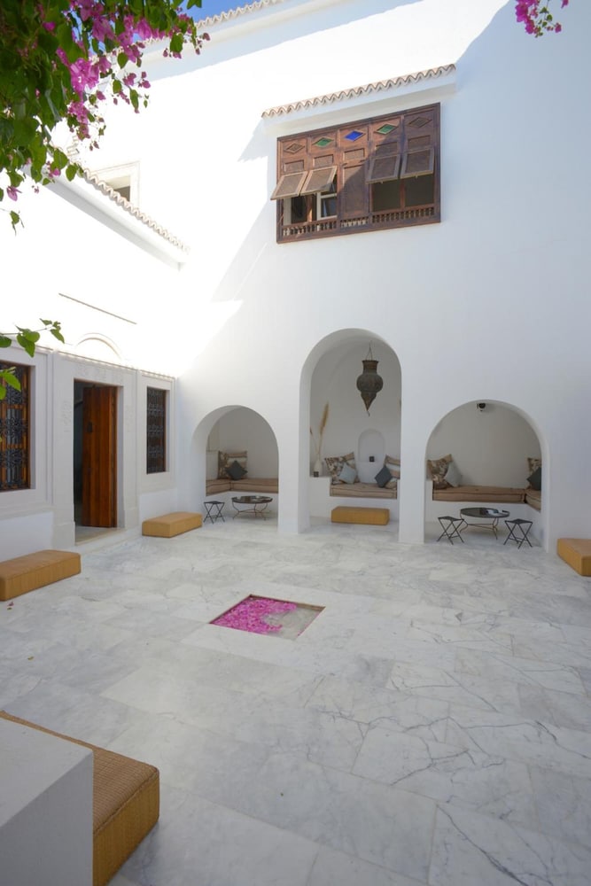 Dar Sabri