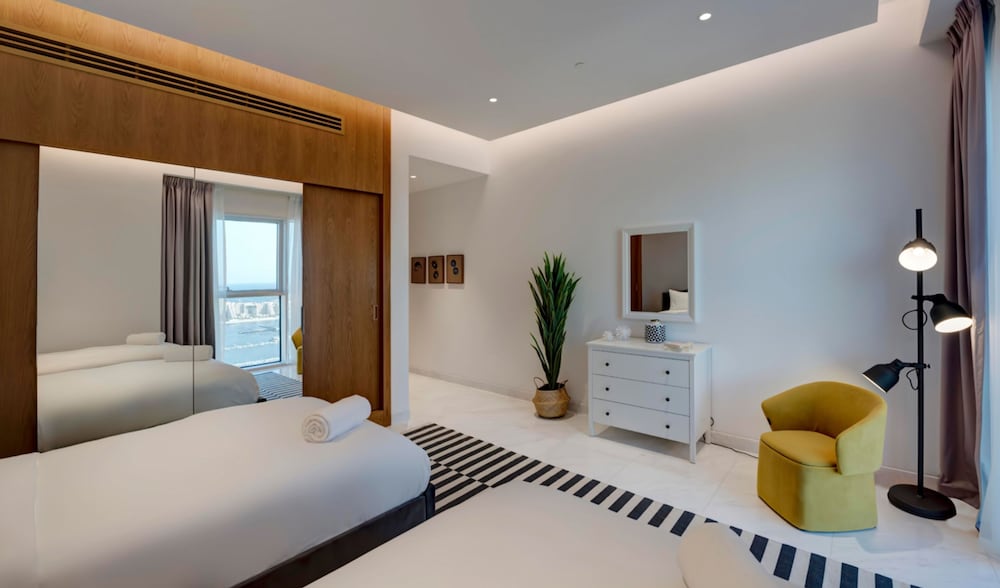 5B-1JBR-3703 by bnbme homes