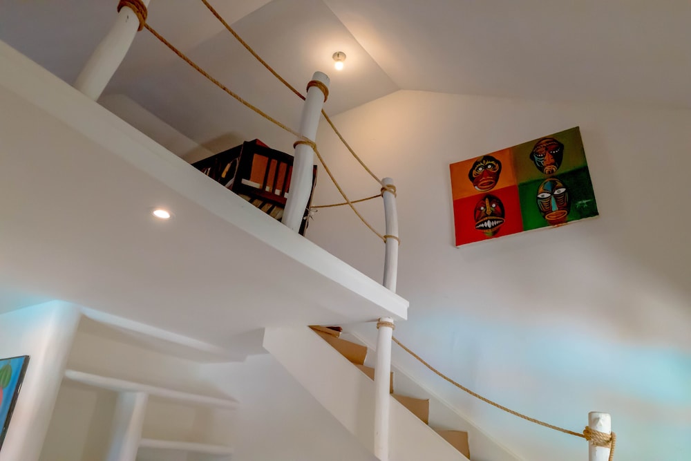 Afreeka Beach Hostel & Music Bar