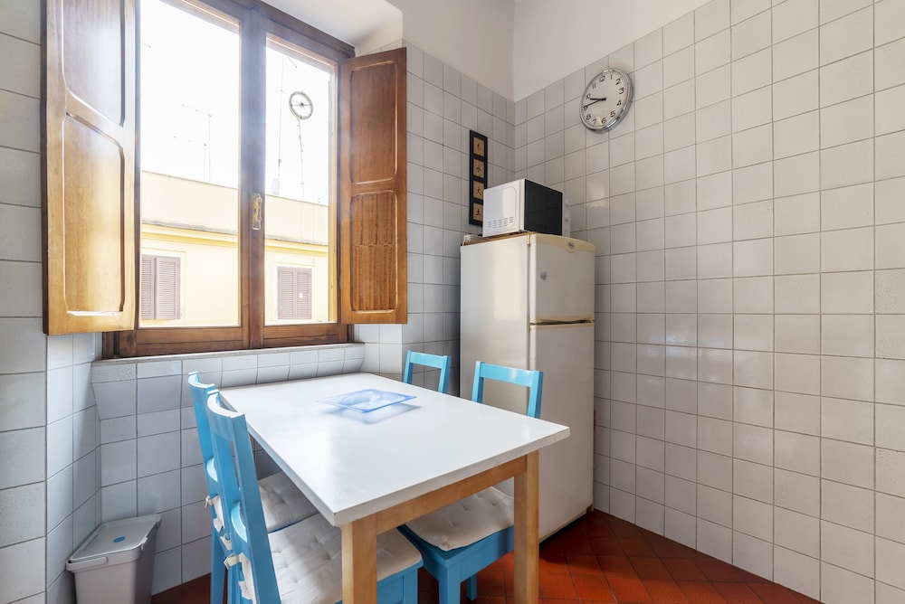 Porta Pia Apartment with Balcony