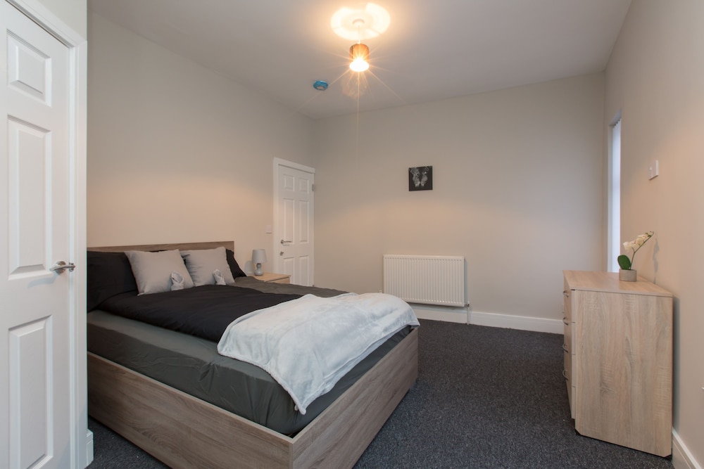 Stoke-on-trent Vacations - Townhouse  Rose Street Stoke - Property Image 39