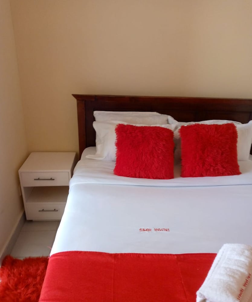 Racecourse Gardens Apartments