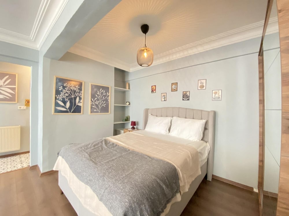Studio Flat Near Taksim Square in Beyoglu